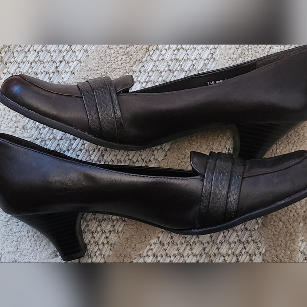 A2 By AEROSOLES BACELONA SIZE 7.5 M Elegant Black Low Heels Pumps Buckle - Picture 10 of 14